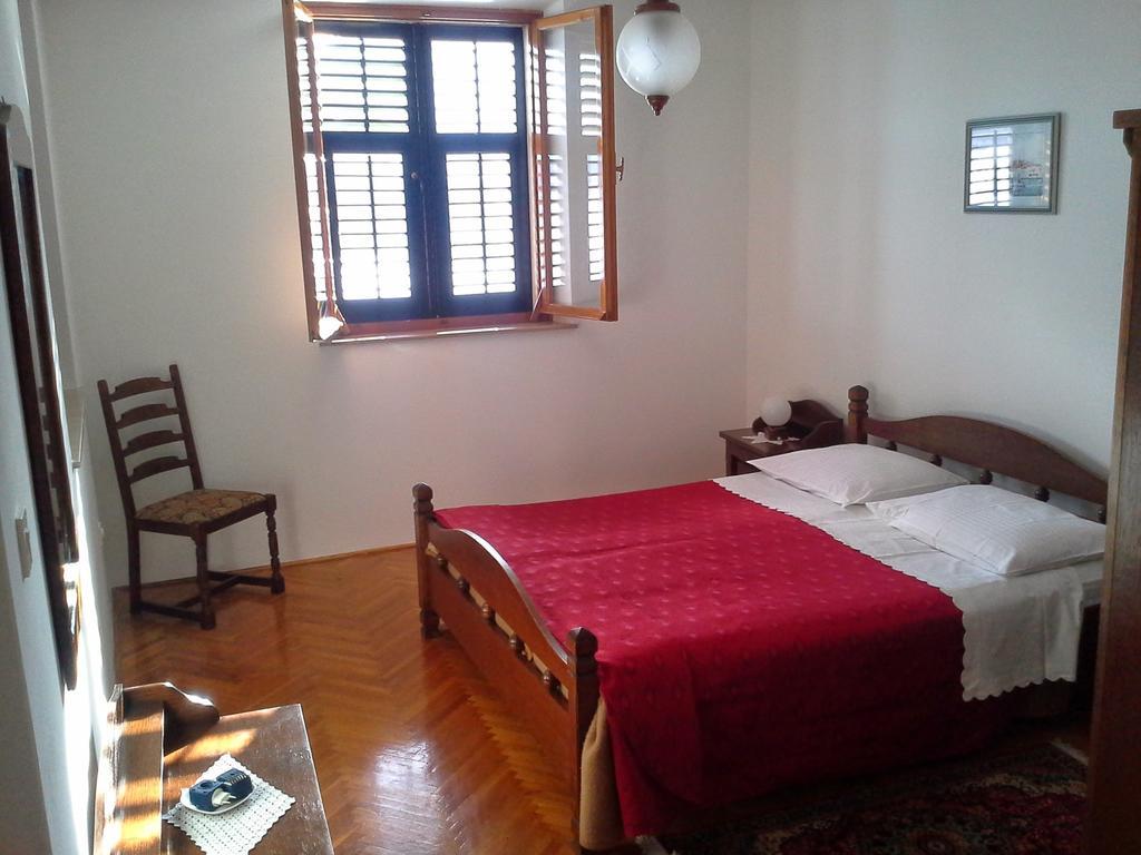 Villa Kukuljica Zaton  Bilik gambar